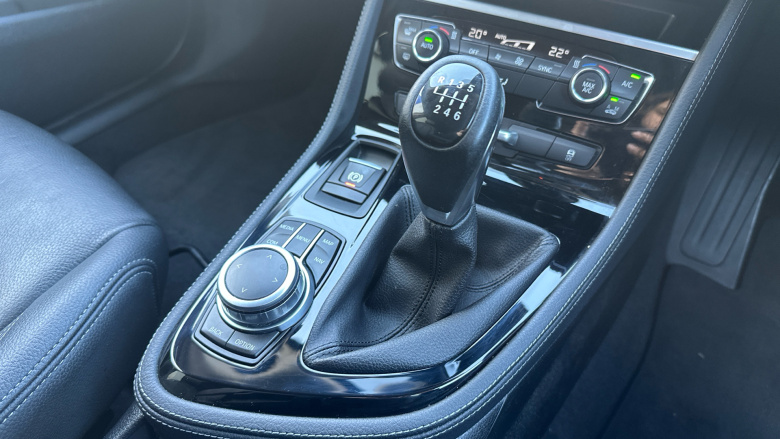 BMW 2 Series 218i Luxury 5dr Step Auto Petrol Estate